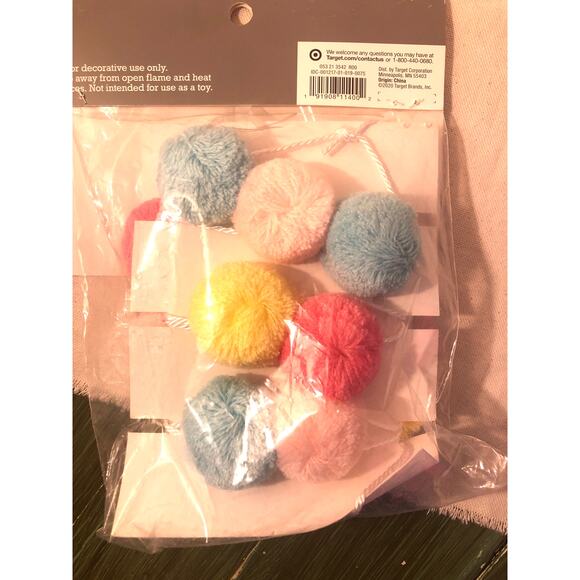 Spritz NWT Bright Pom Pom Garland 1 Count 5ft Multicolor Pastels - Picture 7 of 7